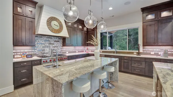 $2,599,950 | 28570 318th Drive Southeast, Ravensdale, WA 98051