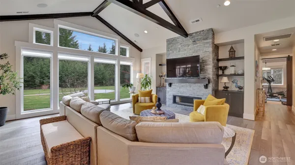 $2,599,950 | 28570 318th Drive Southeast, Ravensdale, WA 98051