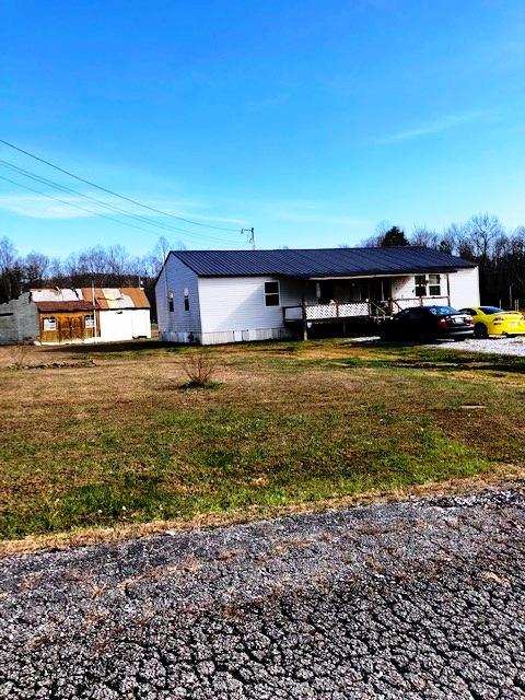 791 Bud Ross Road Winfield, TN 37892 - Photo 4 of 7 791 Bud Ross Rd (4)