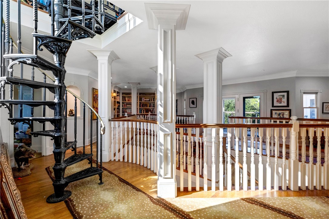 20650 Farm To Market 2154 Navasota, TX 77868 - Photo 22 of 35 a view of a balcony with furniture and staircase