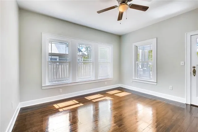 $725,000 | 906 East 38th 1/2 Street, Austin, TX 78751