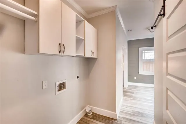 $725,000 | 906 East 38th 1/2 Street, Austin, TX 78751