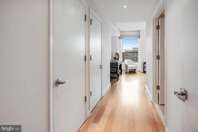 $1,495,000 | 675 E Street Northwest, Unit 900, Washington, DC 20004