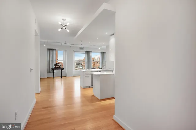 $1,495,000 | 675 E Street Northwest, Unit 900, Washington, DC 20004