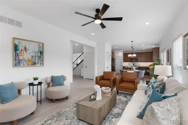 $316,900 | 2 Royal Ii At Manors, House Springs, MO 63051