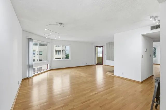 $788,888 | 855 La Playa Street, Unit 357, San Francisco, CA 94121