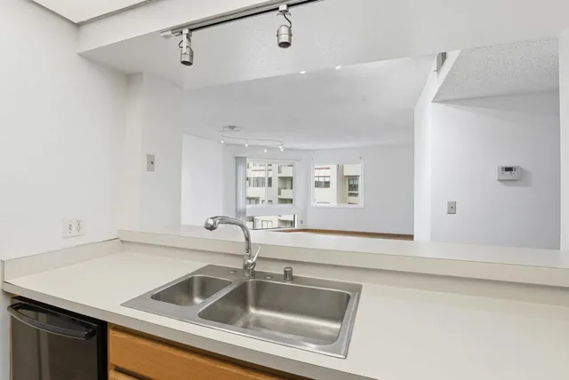 $788,888 | 855 La Playa Street, Unit 357, San Francisco, CA 94121