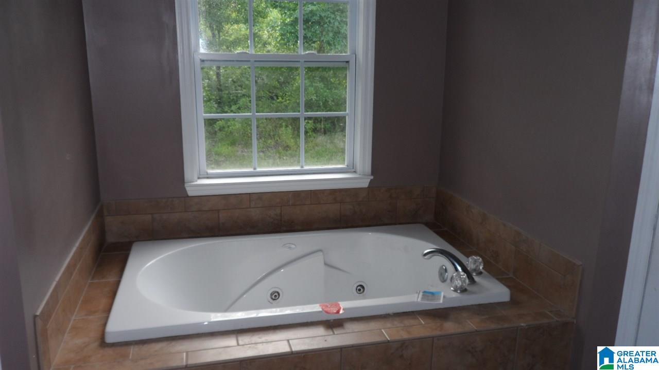554 Cobb Road Oxford, AL 36203 - Photo 14 of 22