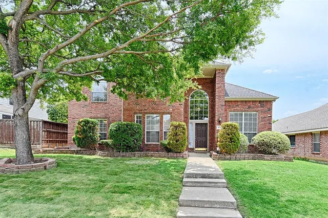 $2,800 | 9701 Thorncliff Drive, Frisco, TX 75035