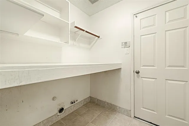 $2,800 | 9701 Thorncliff Drive, Frisco, TX 75035