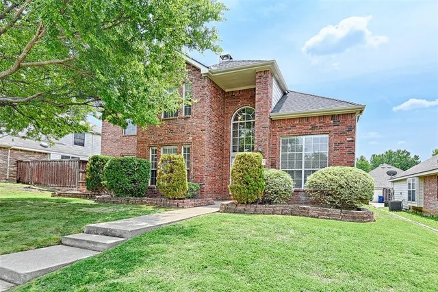 $2,800 | 9701 Thorncliff Drive, Frisco, TX 75035