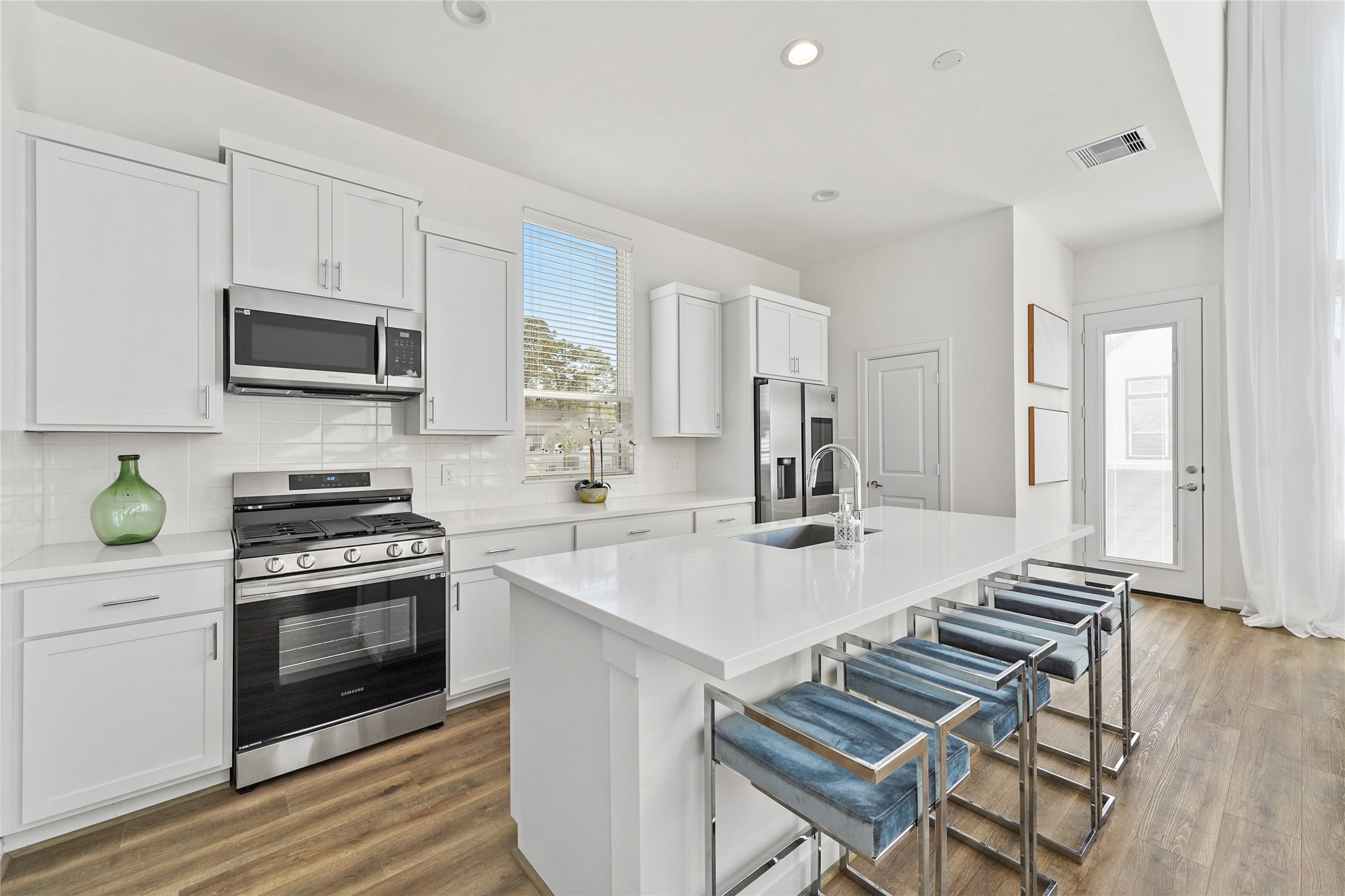 3514 Hamilton Heights Street Houston, TX 77063 - Photo 10 of 21