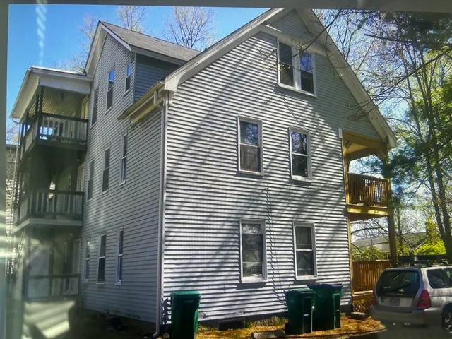 $1,400 | 219 Hazel Street, Unit 3, Fitchburg, MA 01420