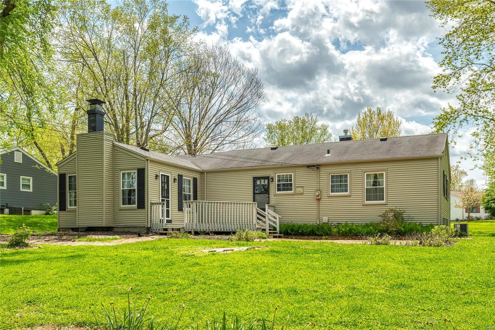 605 Nancy Place Ballwin, MO 63021 - Photo 26 of 28