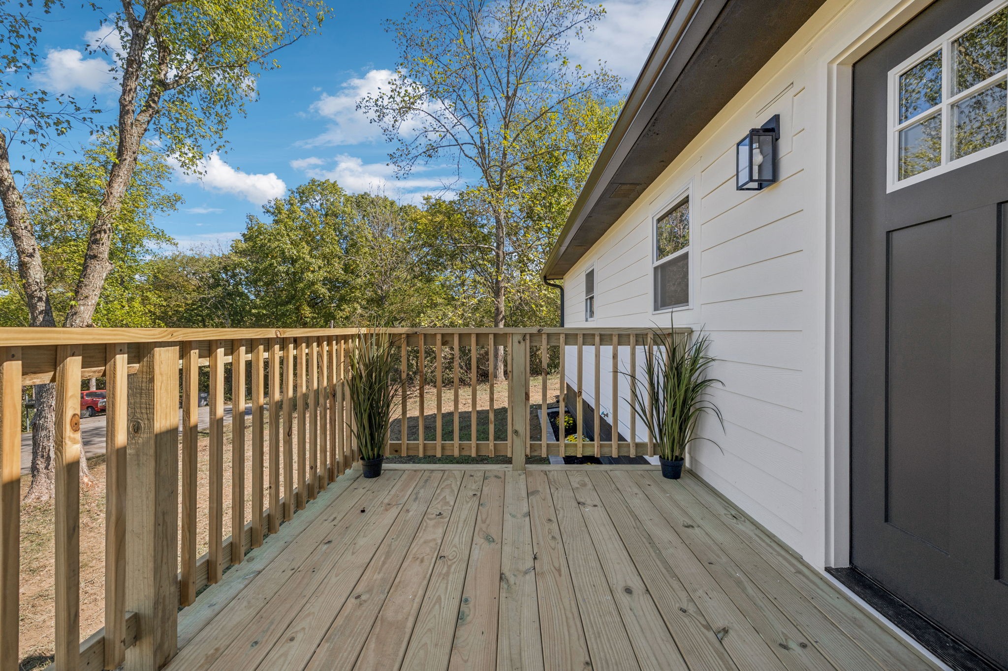 116 Ridgecrest Drive Hendersonville, TN 37075 - Photo 6 of 38 a view of balcony with wooden floor