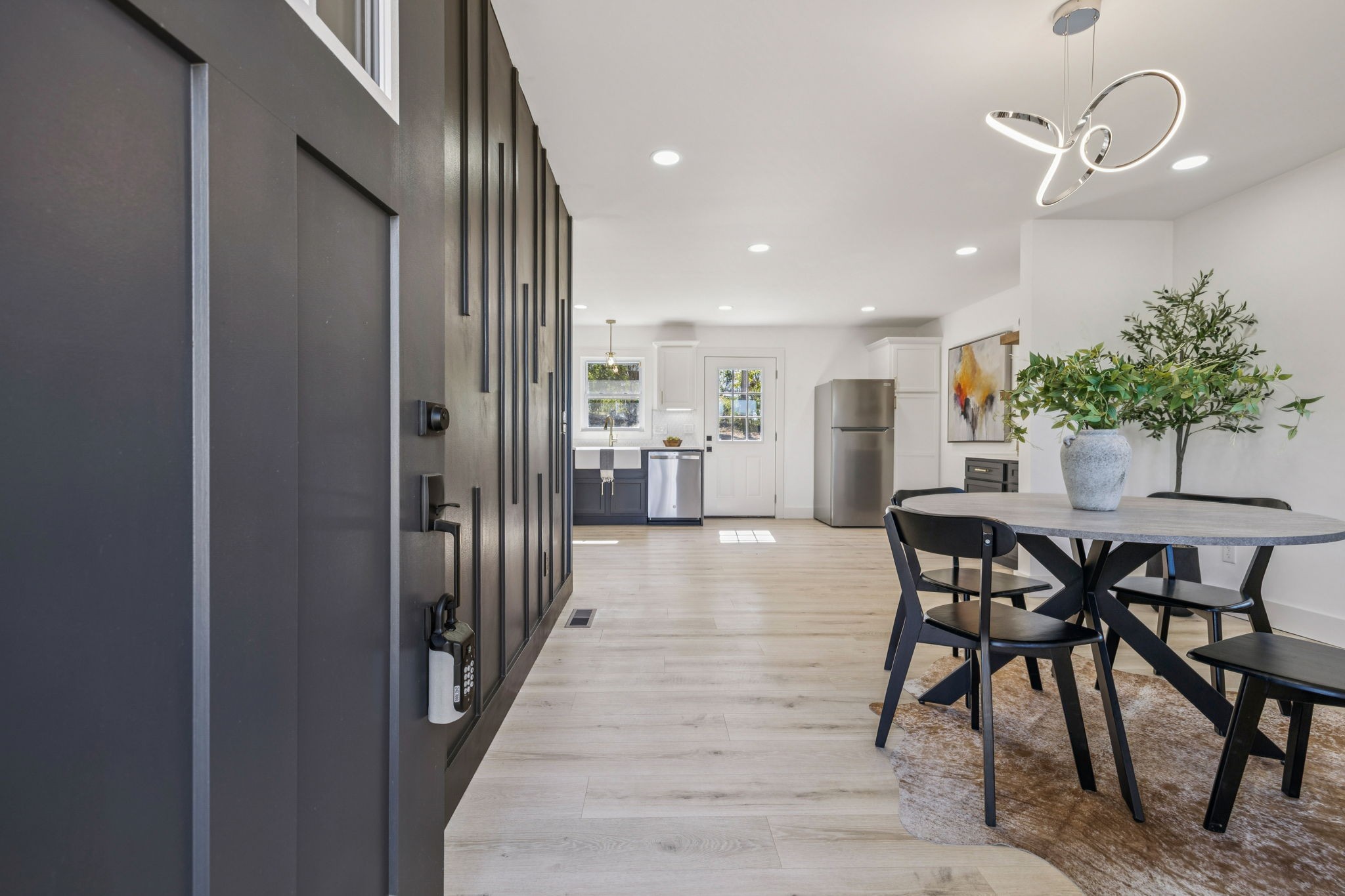 116 Ridgecrest Drive Hendersonville, TN 37075 - Photo 8 of 38 a view of a dining room with furniture and chandelier