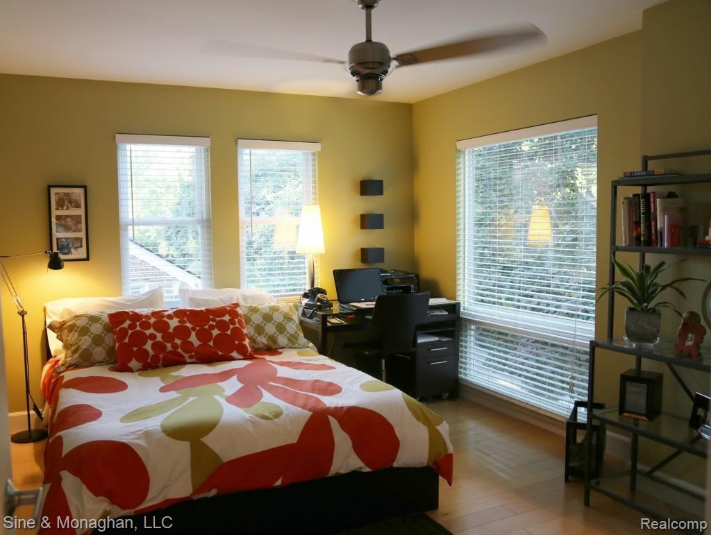 45 Amherst Road Pleasant Ridge, MI 48069 - Photo 19 of 22 IMG_9237.jpg