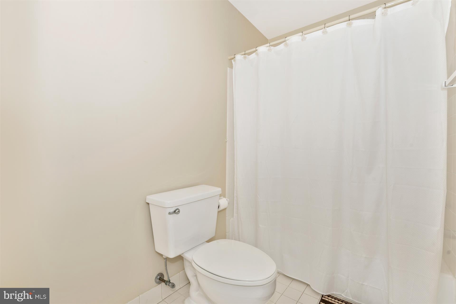 17101 Campbell Farm Road Poolesville, MD 20837 - Photo 18 of 30 Bath