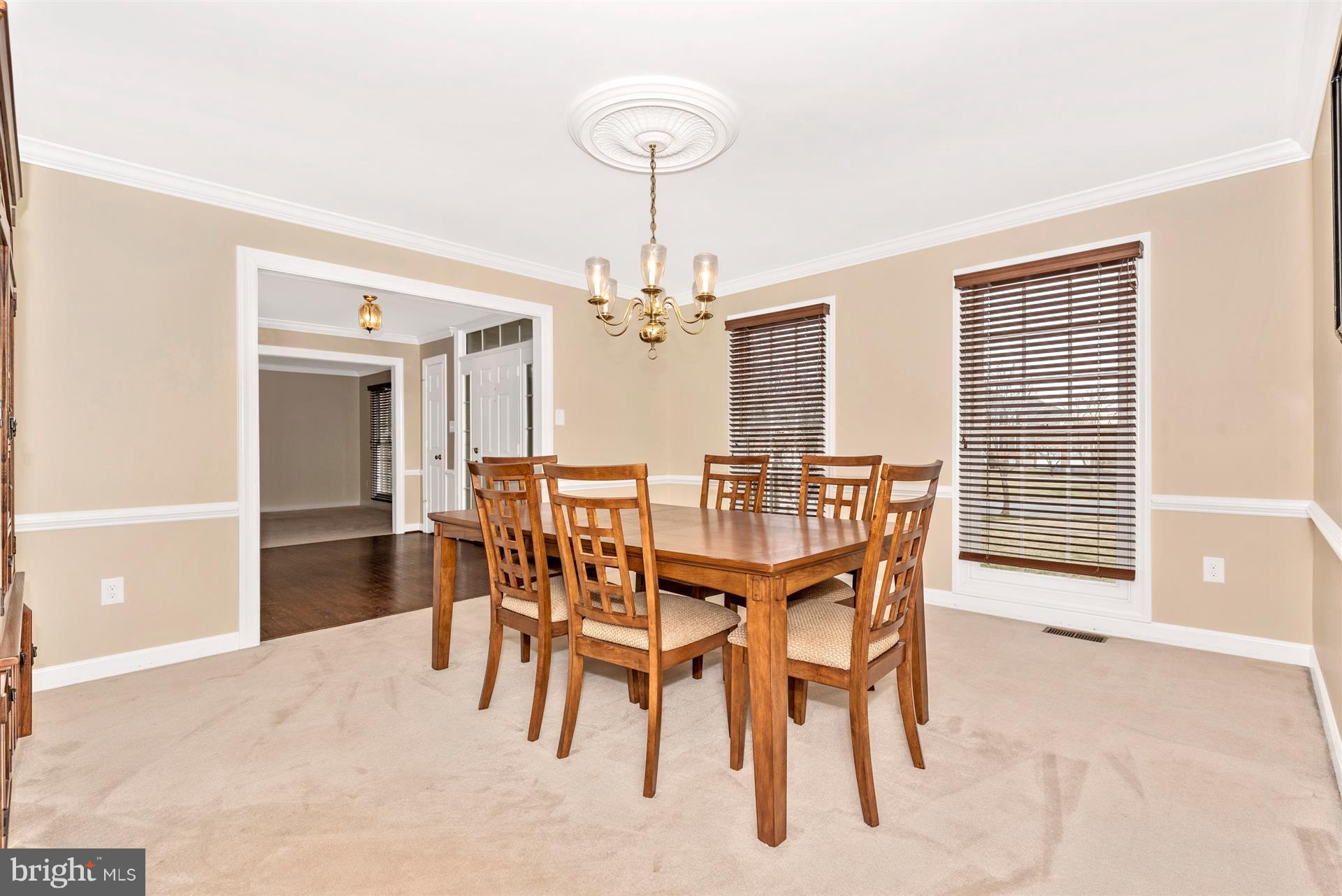 17101 Campbell Farm Road Poolesville, MD 20837 - Photo 9 of 30 Dining Room