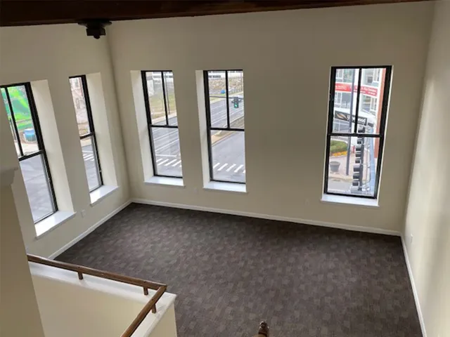 $2,500 | 1181 Elm Street, Manchester, NH 03101