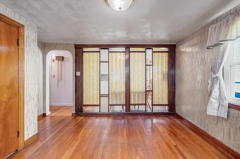 $575,000 | 6 Arlington Terrace, Malden, MA 02148