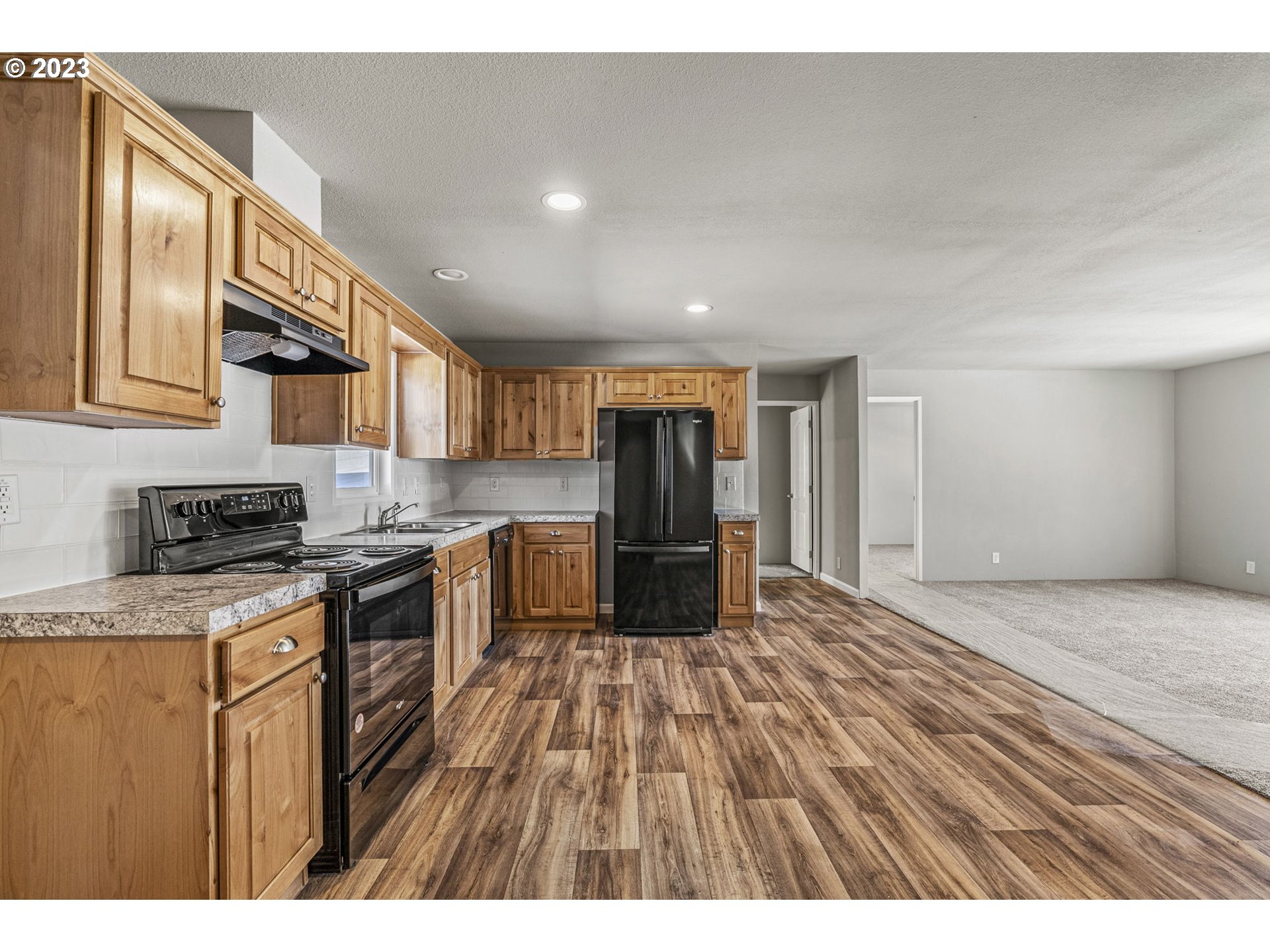 148 Simmons Road Kalama, WA 98625 - Photo 6 of 31 Gallery Image 6