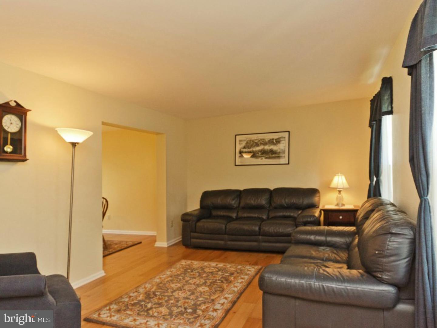 4911 Cabin Run Road Pipersville, PA 18947 - Photo 4 of 21 Gallery Image 4