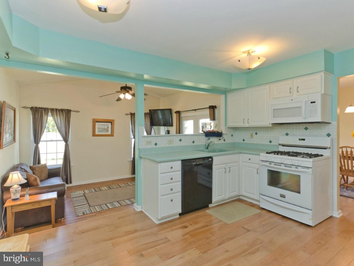 4911 Cabin Run Road Pipersville, PA 18947 - Photo 7 of 21 Gallery Image 7