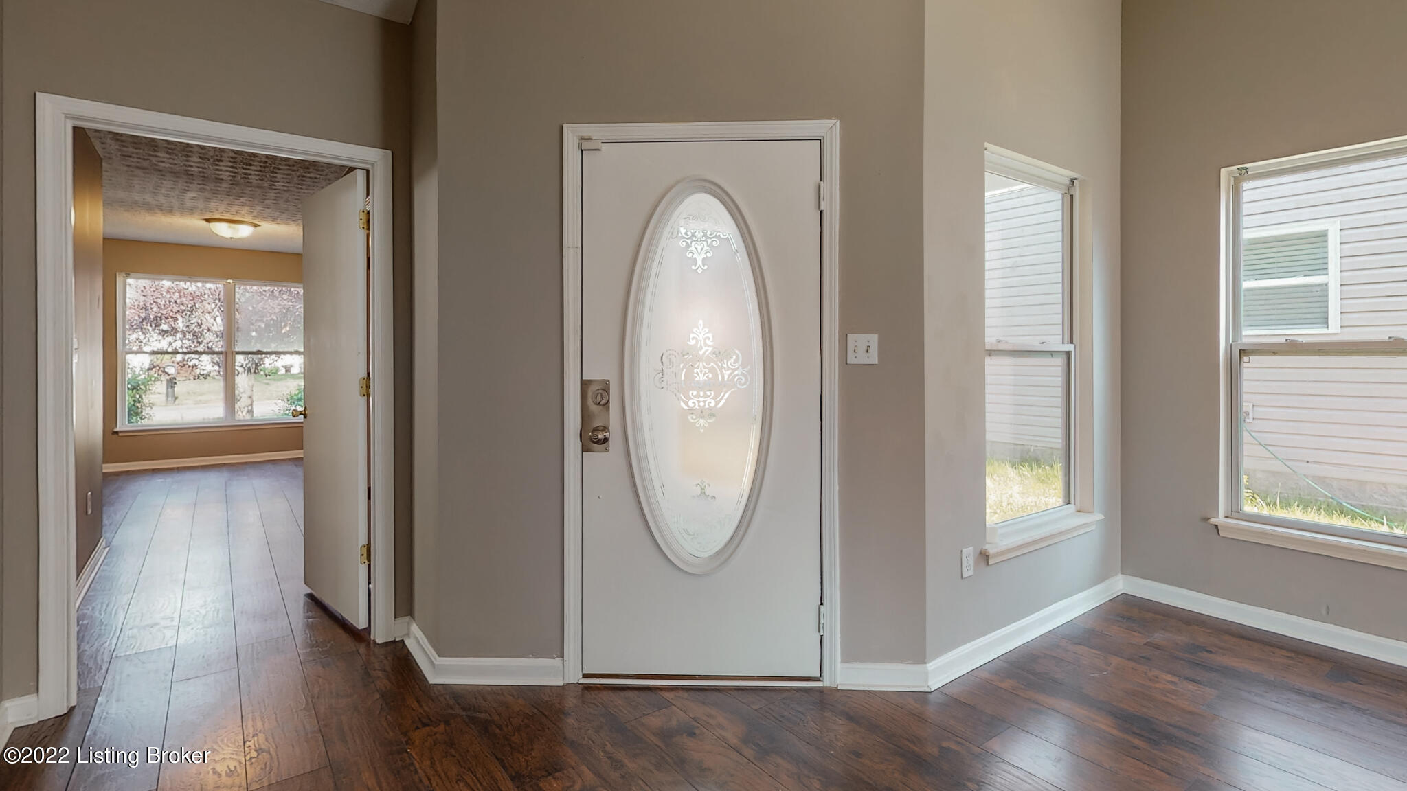 7907 Westbrook Road Louisville, KY 40258 - Photo 8 of 41 7907 Westbrook Rd Louisville KY 40258-2