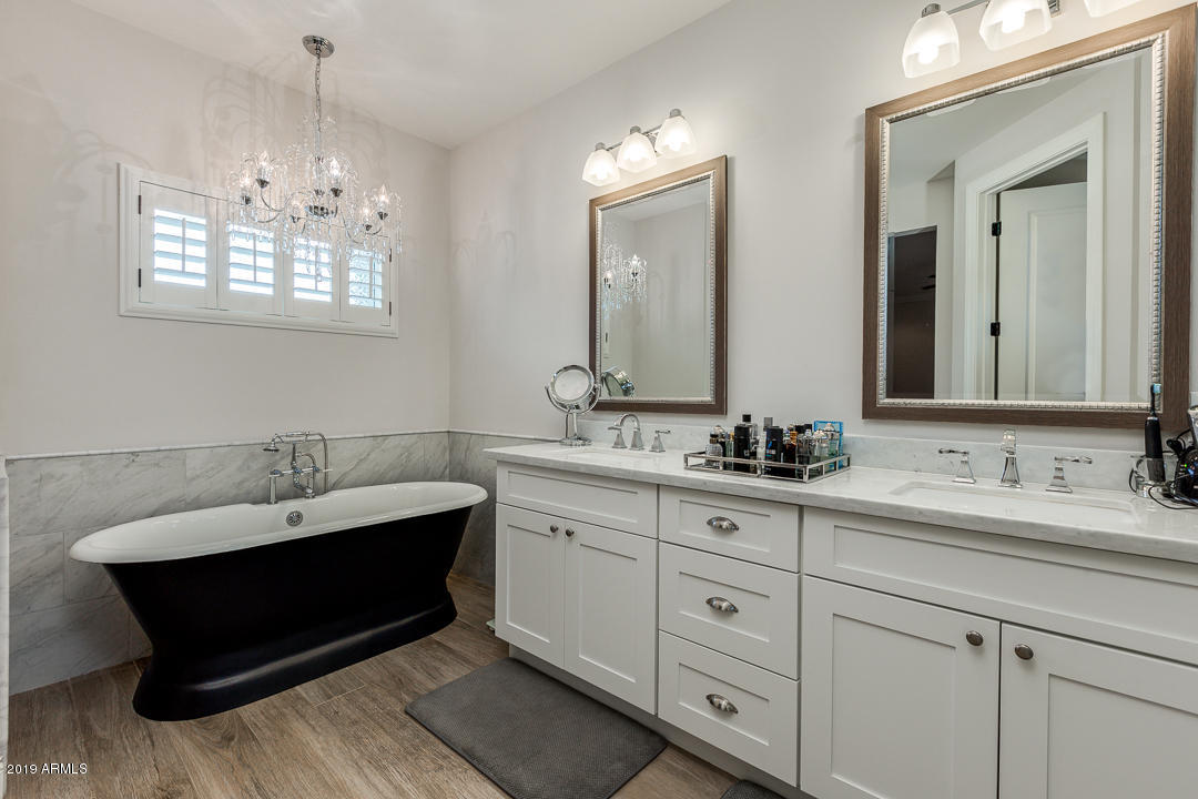 4233 East Cheery Lynn Road Phoenix, AZ 85018 - Photo 23 of 48 27-Cheery_