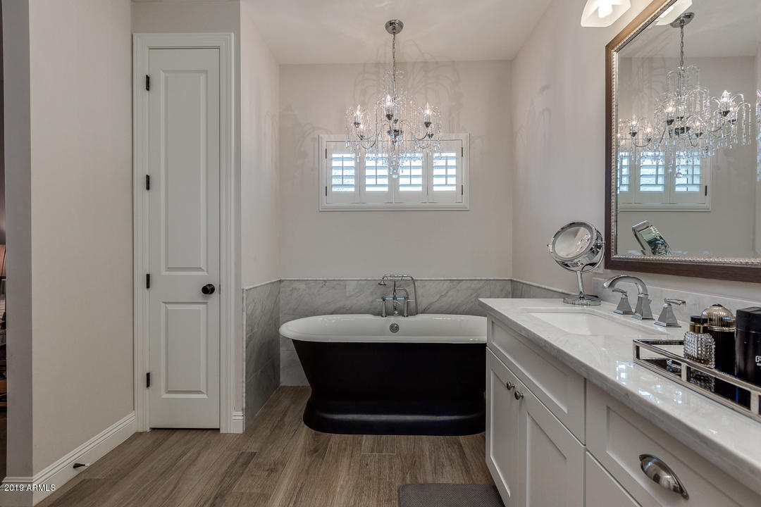 4233 East Cheery Lynn Road Phoenix, AZ 85018 - Photo 24 of 48 28-Cheery_