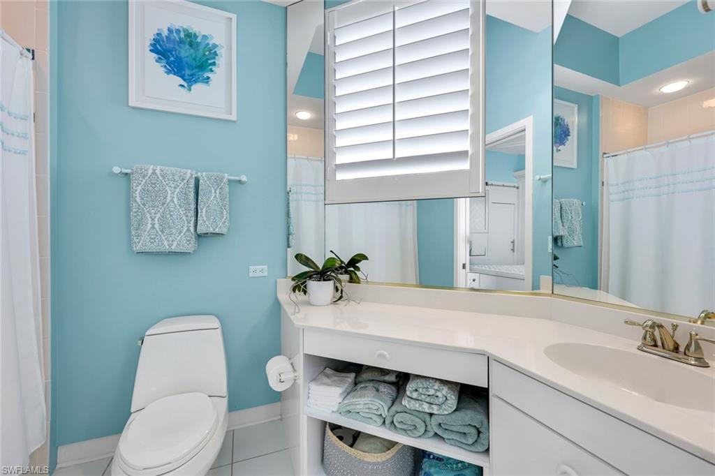 375 Germain Avenue Naples, FL 34108 - Photo 22 of 48