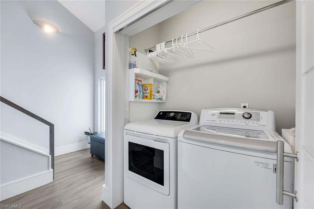 375 Germain Avenue Naples, FL 34108 - Photo 24 of 48