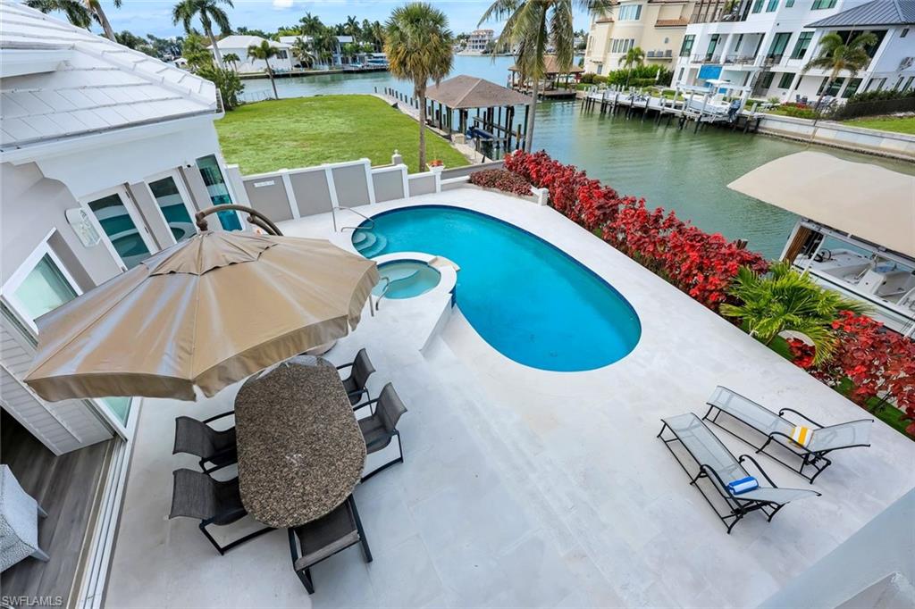 375 Germain Avenue Naples, FL 34108 - Photo 26 of 48