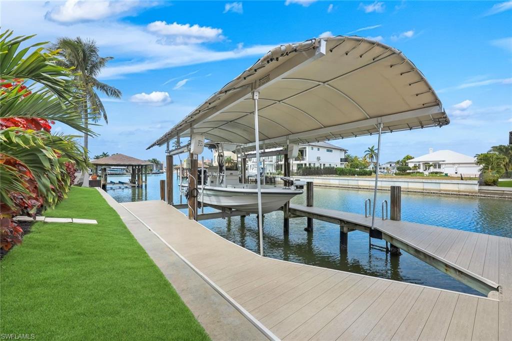 375 Germain Avenue Naples, FL 34108 - Photo 36 of 48