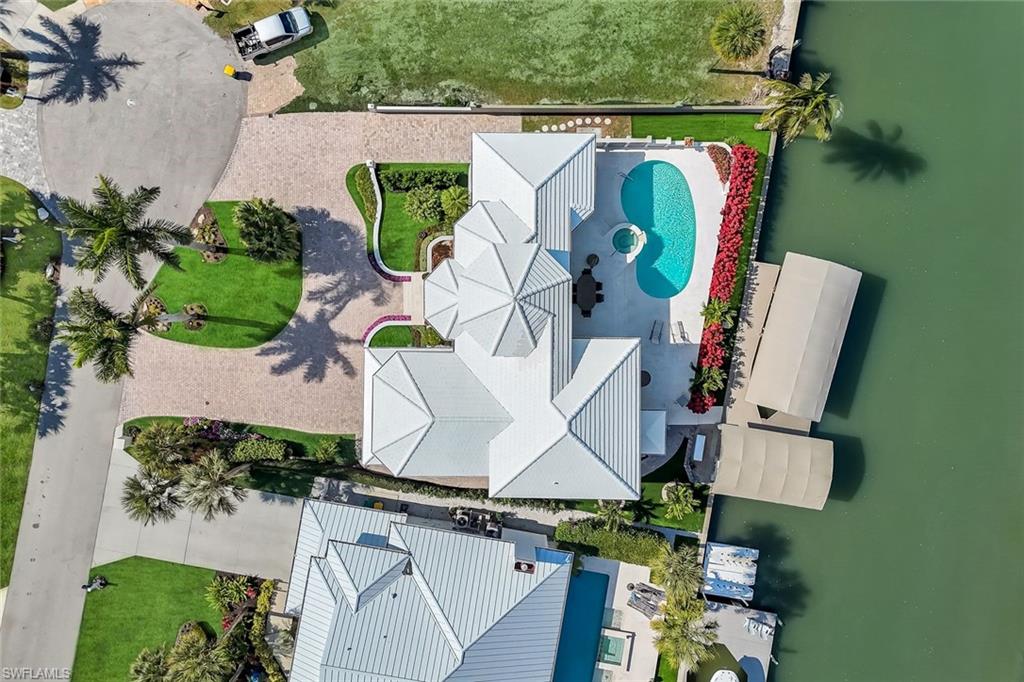 375 Germain Avenue Naples, FL 34108 - Photo 41 of 48