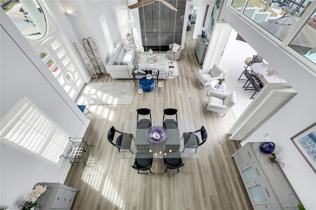 375 Germain Avenue Naples, FL 34108 - Photo 6 of 48