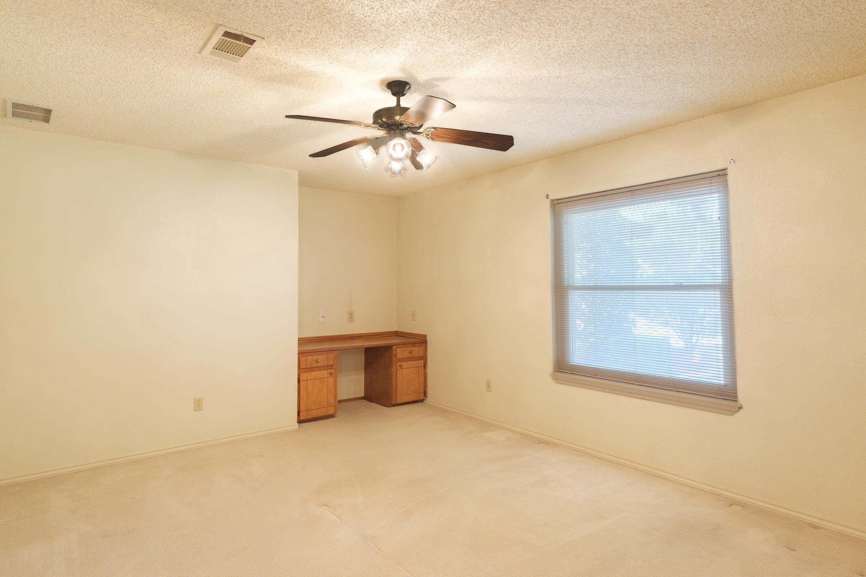 5405 73rd Street Lubbock, TX 79424 - Photo 17 of 27 Room1_4
