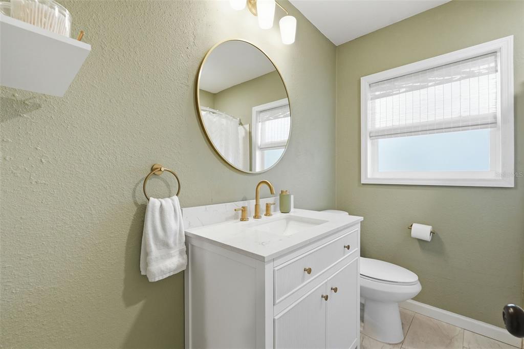 2140 Northeast Coachman Road Clearwater, FL 33765 - Photo 28 of 40