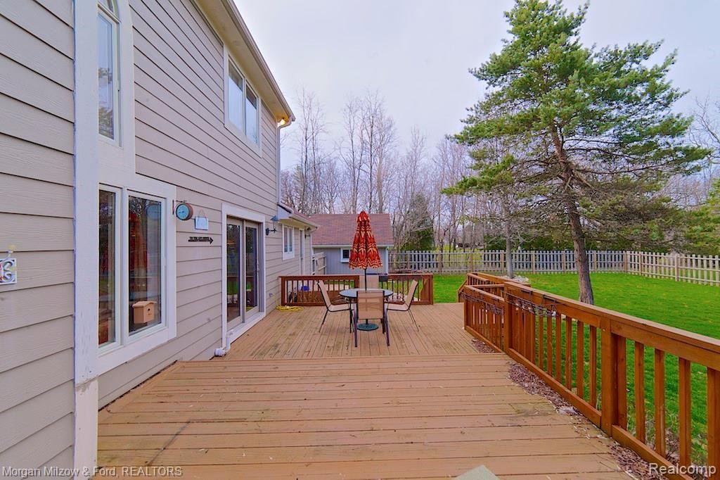 3595 Jossman Road Holly, MI 48442 - Photo 41 of 49 Deck another view