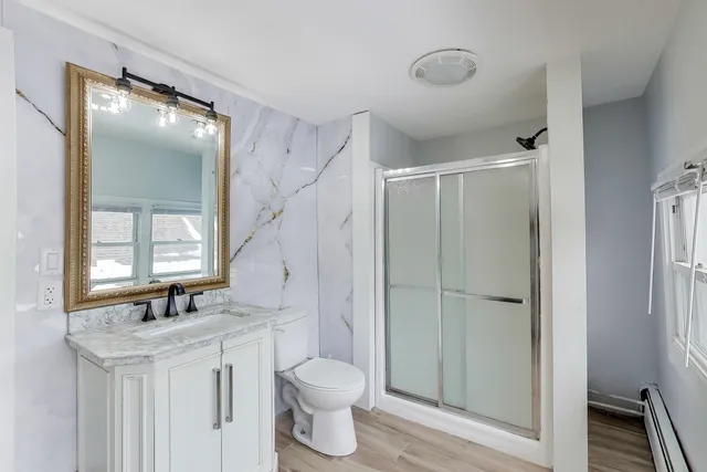 $475,000 | 1638 Oakwood Avenue, Des Plaines, IL 60016