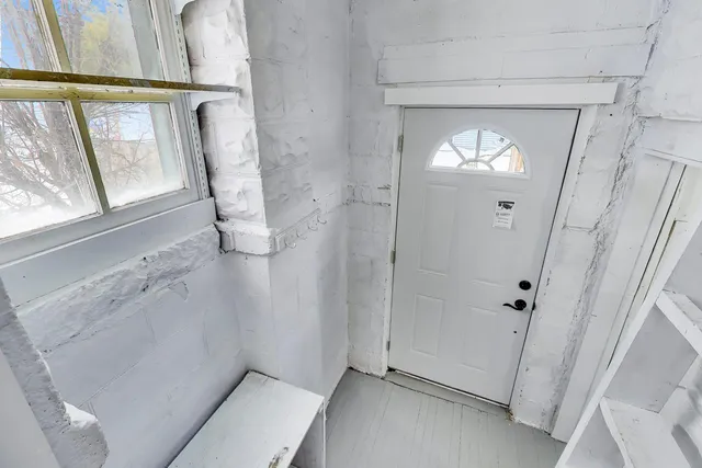 $475,000 | 1638 Oakwood Avenue, Des Plaines, IL 60016