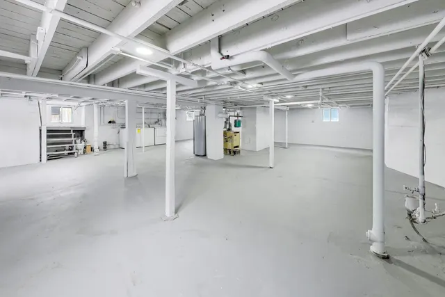 $475,000 | 1638 Oakwood Avenue, Des Plaines, IL 60016