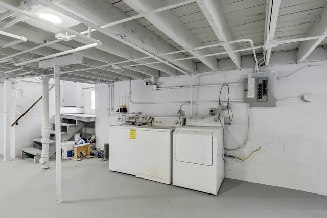 $475,000 | 1638 Oakwood Avenue, Des Plaines, IL 60016