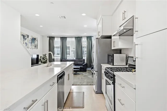 $738,000 | 11175 Legion Loop, Unit 110, El Monte, CA 91731