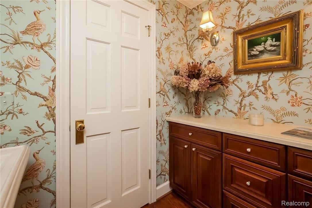 1461 Mill Race Road Rochester, MI 48306 - Photo 44 of 72 044-Powder_Room-2802463-medium.jpg