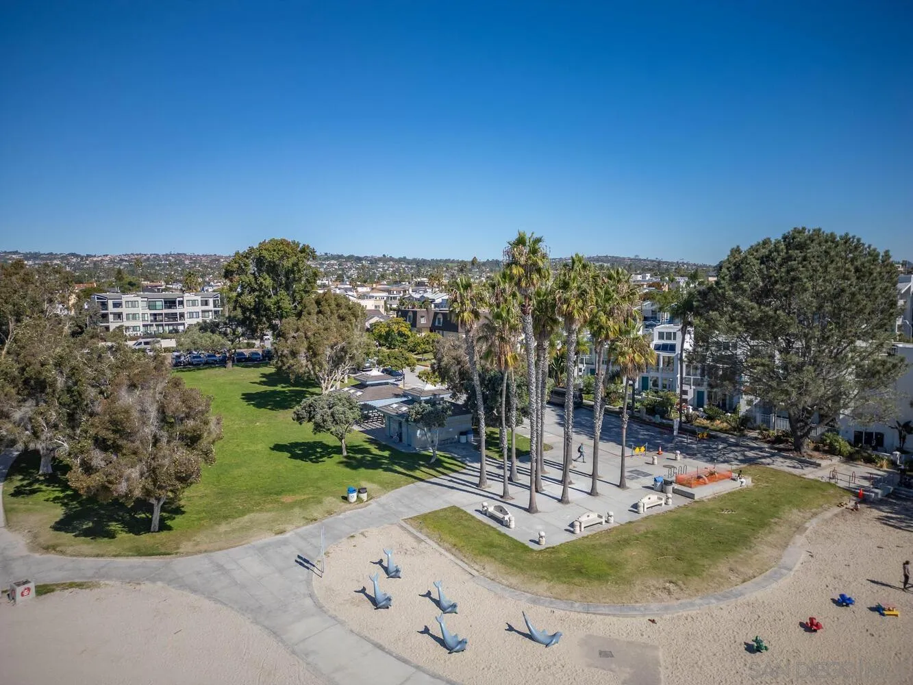 1221 Parker Place, Unit 15 San Diego, CA 92109 - Photo 42 of 62 Gallery Image 42