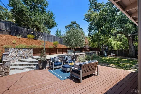$989,000 | 1230 Cambridge Street, Novato, CA 94947