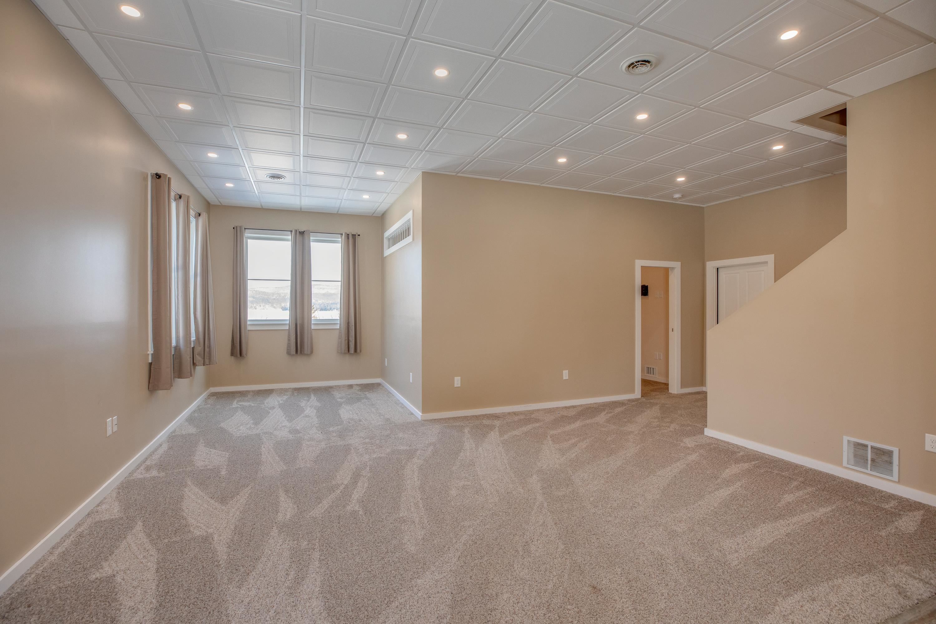496 West Shore Road Hebron, NH 03222 - Photo 5 of 40 Gallery Image 5