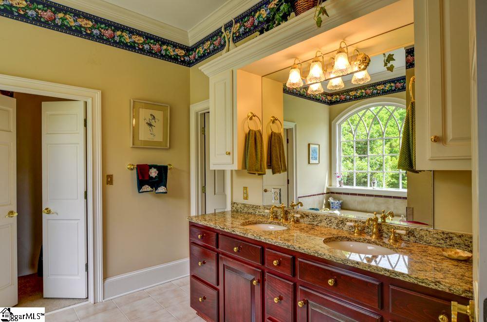 164 Cardinal Court Chesnee, SC 29323 - Photo 15 of 36 Gallery Image 15